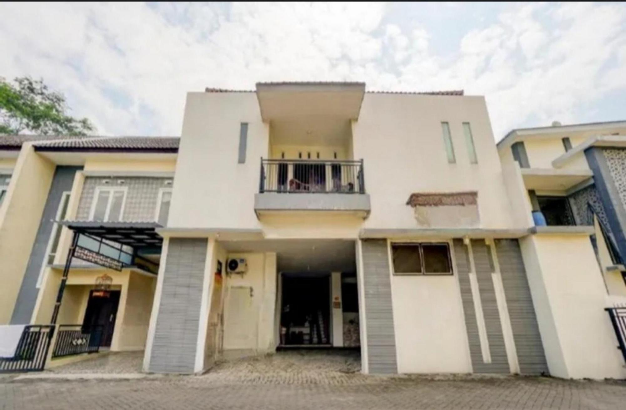 Blimbing  Reddoorz Near Plaza Araya Malang酒店 外观 照片